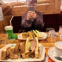 Photo taken at Komeda&amp;#39;s Coffee by せな on 11/17/2021