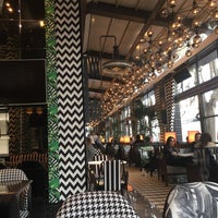 Das Foto wurde bei Balkon Cafe &amp;amp; Restaurant von Eşref Ş. am 4/4/2018 aufgenommen