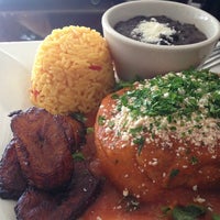 Foto scattata a Tikal Restaurant Cocina Maya da Galo C. il 4/22/2014