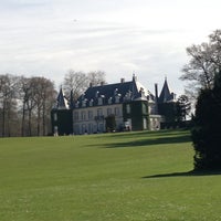 Photo taken at Domaine régional Solvay - Château de la Hulpe by Frederic L. on 4/25/2013