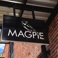 รูปภาพถ่ายที่ Magpie Cafe โดย Sarah C. เมื่อ 4/15/2013