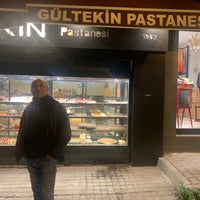 Photo taken at Gültekin Pastanesi by 🇹🇷K🖐🏽Ⓜ️🅰️💪 on 10/22/2022