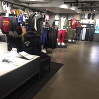 the closest nike store