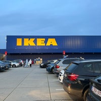 Foto diambil di IKEA oleh Brijesh T. pada 10/29/2022
