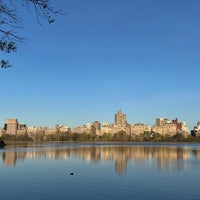 Photo taken at Jacqueline Kennedy Onassis Reservoir by MyungJin L. on 4/16/2024