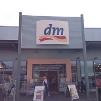 รูปภาพถ่ายที่ dm-drogerie markt โดย Markus เมื่อ 7/30/2013