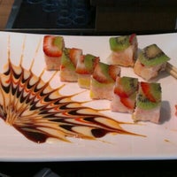 Foto scattata a Geisha &amp;quot;Sushi With a Flair&amp;quot; - Denham Springs da Nicole S. il 5/24/2013