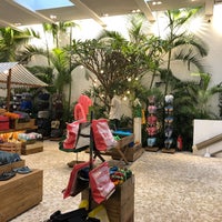 Photo taken at Concept Store Havaianas by Hunter on 1/20/2020