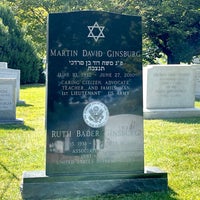 Foto tirada no(a) Arlington National Cemetery por Christina J. em 8/26/2023