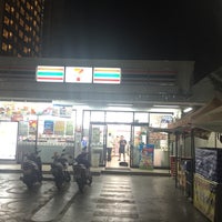 Photo taken at 7-Eleven by Thosaphon C. on 5/3/2016