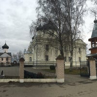 Photo taken at Покрова Пресвятой Богородицы кафедральный собор by Tashka ✨ on 11/14/2015
