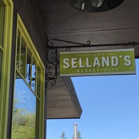 Photo taken at Selland&amp;#39;s Market-Café by Lawrence R. on 7/9/2017