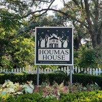 Photo taken at Houmas House Plantation and Gardens by Lawrence R. on 6/25/2022