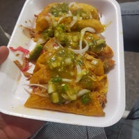 Photo taken at Taquería &amp;quot;El Cheff&amp;quot; by JC C. on 10/13/2017