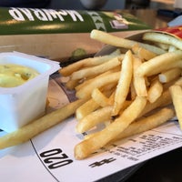 Снимок сделан в McDonald&amp;#39;s пользователем Elif 4/21/2018