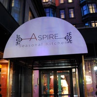 Foto tirada no(a) Aspire Restaurant por Aspire Restaurant em 2/9/2016