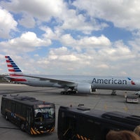 Photo taken at Voo American Airlines AA 962 by Viagem 1. on 4/20/2013