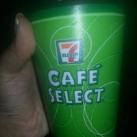 Photo taken at 7- Eleven by Marimar on 1/14/2013