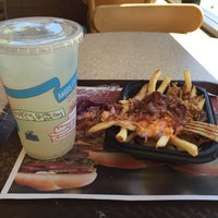 Photo taken at Wendy’s by ᴡ S. on 9/26/2015