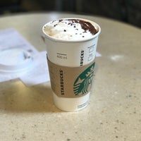 Photo taken at Starbucks by Alonso R. M. on 9/7/2017