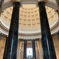Photo taken at National Gallery of Art - West Building by Chongho L. on 7/2/2023