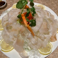 Photo taken at Riverside Seafood Restaurant by Chongho L. on 12/5/2021