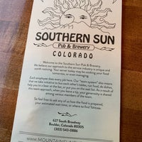 Foto diambil di Southern Sun Pub &amp;amp; Brewery oleh C R. pada 8/28/2019