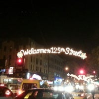 Das Foto wurde bei Welcome to Harlem von E am 11/20/2012 aufgenommen