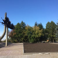 Photo taken at Скульптура «Журавли» by Ann on 9/21/2018