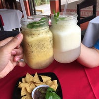 Foto scattata a Tortillas Food &amp;amp; Drink da Pepe O. il 6/23/2017