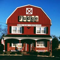 Das Foto wurde bei The Fudge Shoppe von The Fudge Shoppe am 9/16/2016 aufgenommen