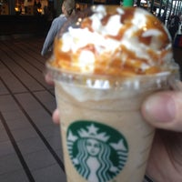 5/7/2013 tarihinde Fons H.ziyaretçi tarafından Starbucks'de çekilen fotoğraf