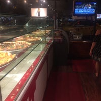 รูปภาพถ่ายที่ Pastafina Pizza โดย joe b. เมื่อ 7/13/2016