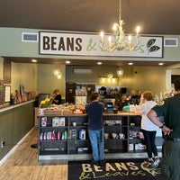 Photo taken at Beans &amp;amp; Leaves by Ian T. on 9/5/2021