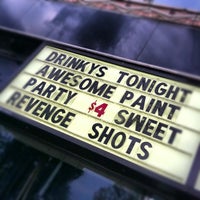 รูปภาพถ่ายที่ Drinky&amp;#39;s โดย F.A.T. Entertainment N. เมื่อ 9/22/2012