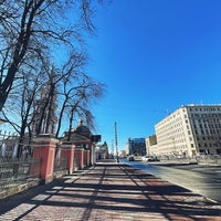 Photo taken at БЦ Лиговский 150 by Алёна on 4/1/2021