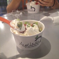รูปภาพถ่ายที่ Ayelada Frozen Yogurt โดย Alexandra เมื่อ 6/29/2013