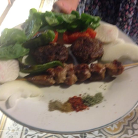 Foto scattata a Kaystros Taş Ev Restaurant da Kaystros Taş Ev Restaurant il 9/21/2016