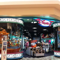 Featured image of post Disney Store Locations Texas : The disney store has 138 mall stores across the united states, with 16 locations in texas.
