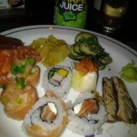 รูปภาพถ่ายที่ Sushi Yama โดย Bela Z. เมื่อ 9/25/2012