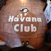 Foto tirada no(a) Havana Club por Matt B. em 4/24/2013