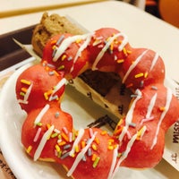 Photo taken at Mister Donut by まほちん on 11/30/2016