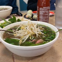 Photo taken at Pho Dai Loi 2 by Andres C. on 2/18/2021