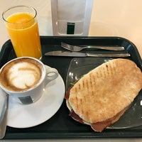 5/12/2017에 Julio C.님이 Il Caffè di Roma에서 찍은 사진