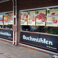 รูปภาพถ่ายที่ EDEKA Buchmühlen โดย Schnolf เมื่อ 11/27/2013