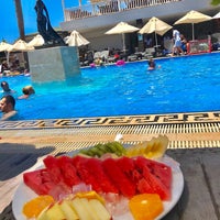 Photo taken at Golden Beach Hotel by Ozan T. on 6/8/2022