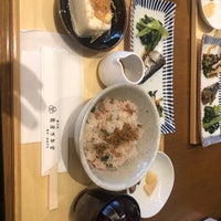 Photo taken at 亀屋万年堂  自由が丘総本店 by Kazuki K. on 5/28/2019