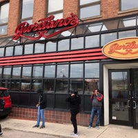 Photo taken at Giordano&amp;#39;s by -PipPo- on 5/17/2019