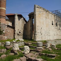 Photo taken at Augustus Tapınağı by Yakov F. on 5/27/2023