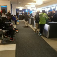 Photo taken at Time Warner Cable Store by DrWho131 M. on 2/20/2017